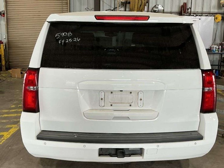 2019-chevrolet-tahoe-image-4