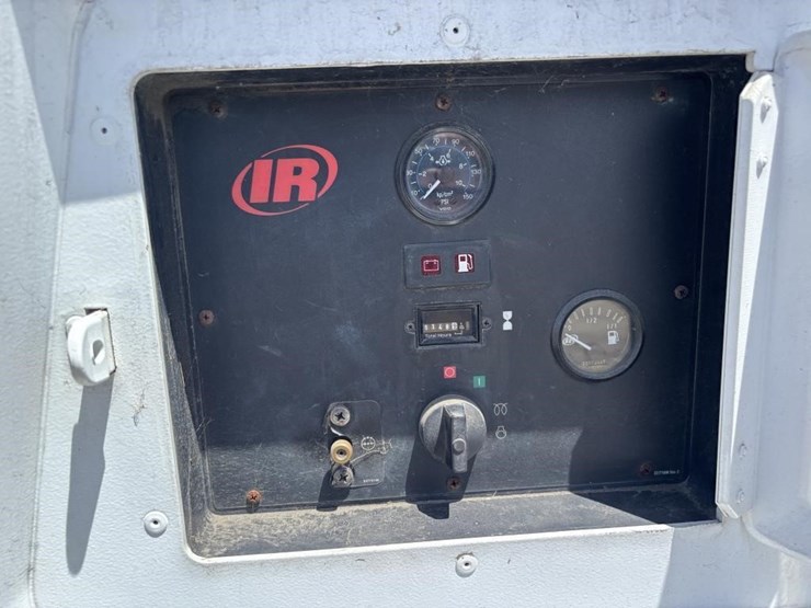 2008-ingersoll-rand-p185wjd-image-40