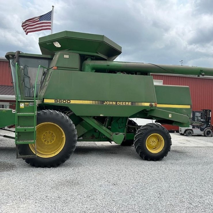 JOHN DEERE 9600