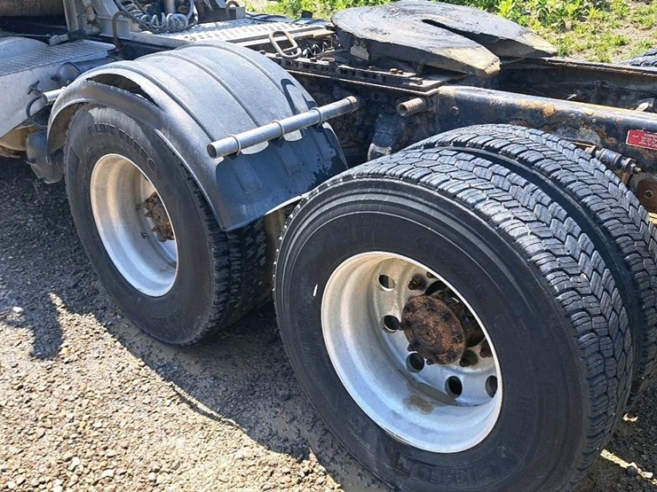 2009-western-star-4900-image-36