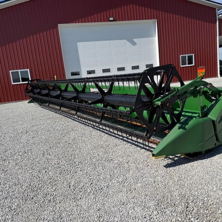 2006 JOHN DEERE 630F