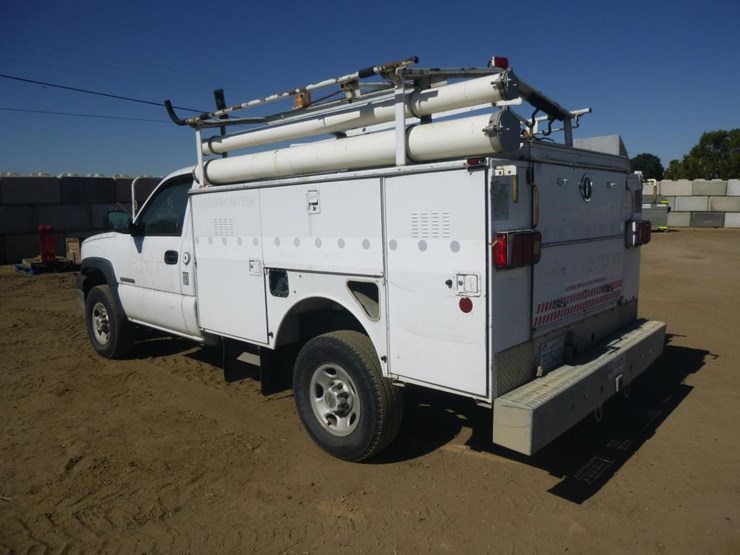 2003-chevrolet-silverado-2500hd-image-5