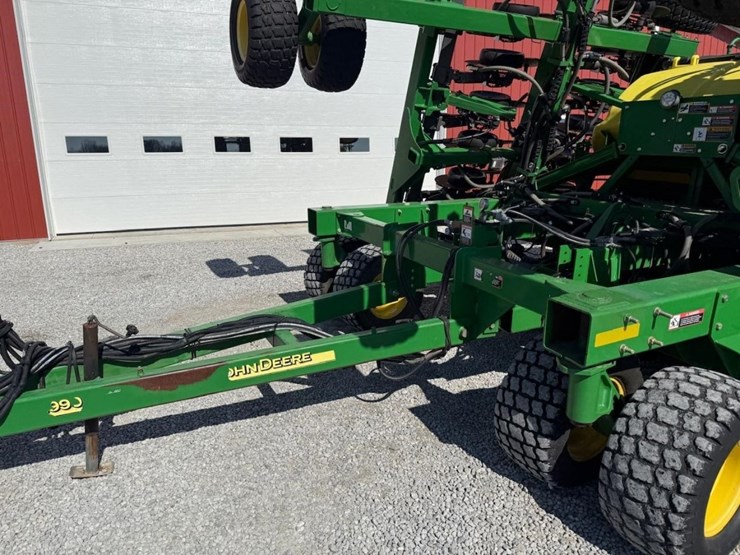 2015-john-deere-1990-image-24