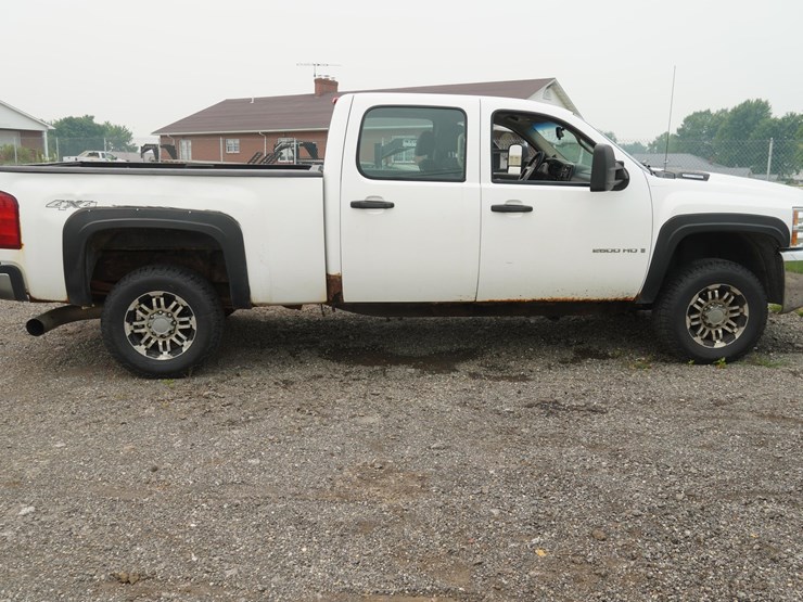 2008-chevrolet-2500-image-103