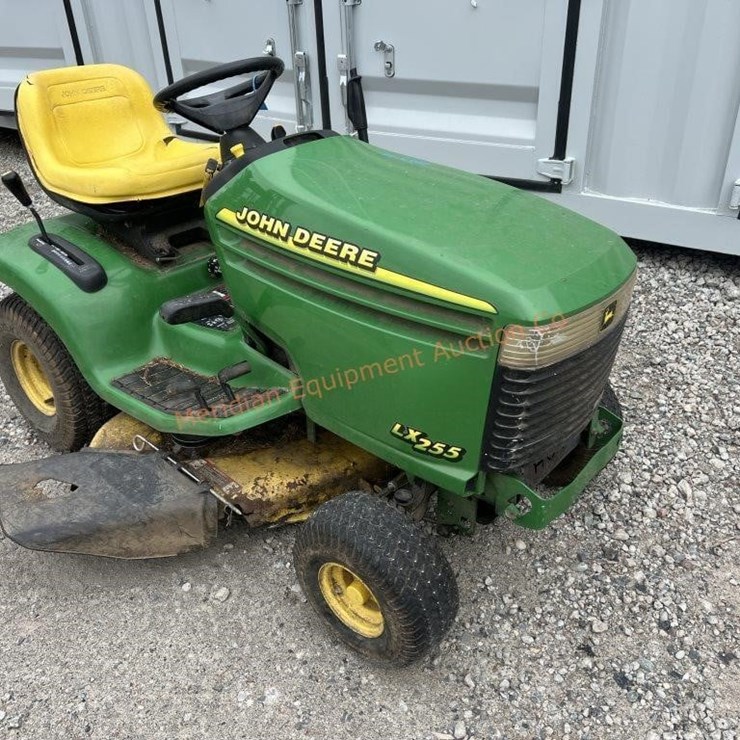 JOHN DEERE LX255