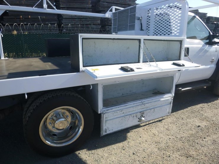 2015-ford-f550-image-9