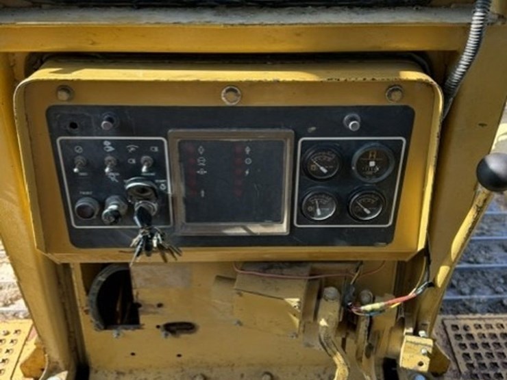 1991-caterpillar-d8n-image-17