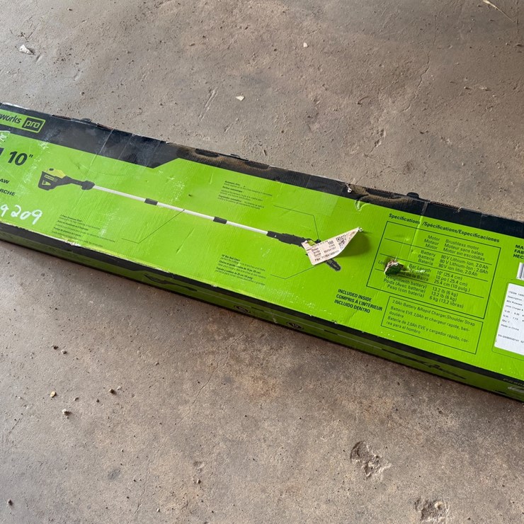 #39209 • GREENWORKS PRO 10IN CORDLESS POLESAW