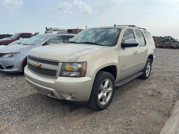 2009-chevrolet-tahoe-image-1