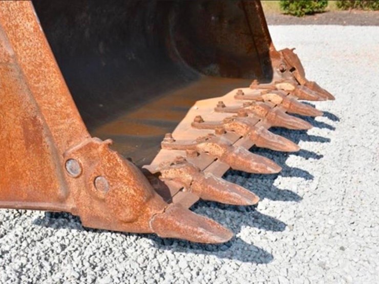 2006-caterpillar-963c-image-3