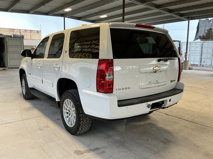 2013-chevrolet-tahoe-image-5