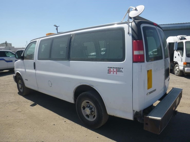 2006-chevrolet-express-2500-image-5