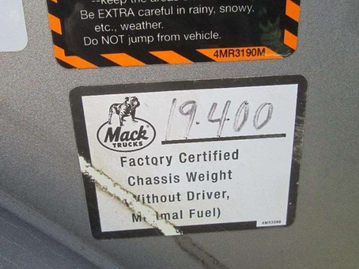 2016-mack-mru613-image-23