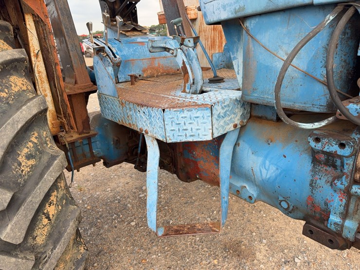 ford-tractor-image-45