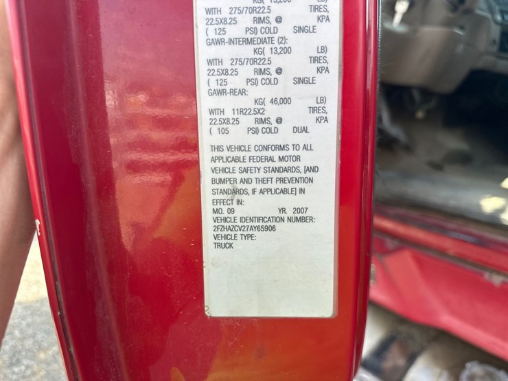 2007-sterling-l9500-image-77