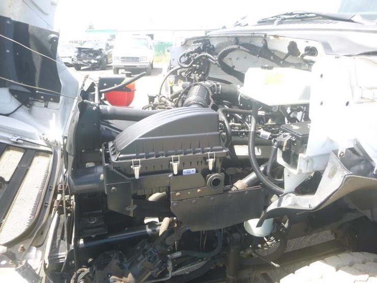 2015-ford-f650-image-26