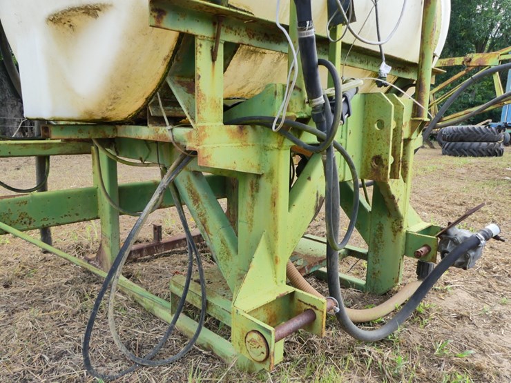 3pt-300-gal-boom-sprayer-image-8