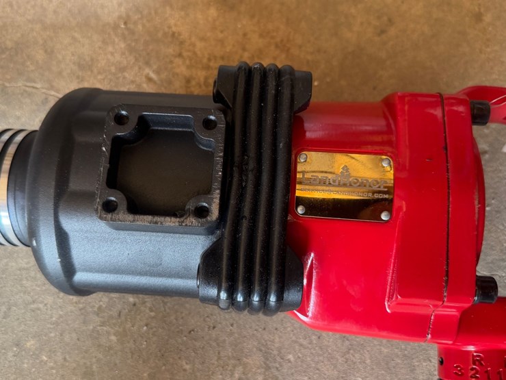 #16-•-land-honor-1in-air-impact-wrench-image-4