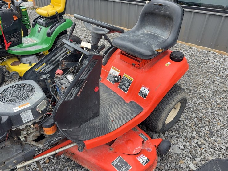 kubota-t1670-image-21