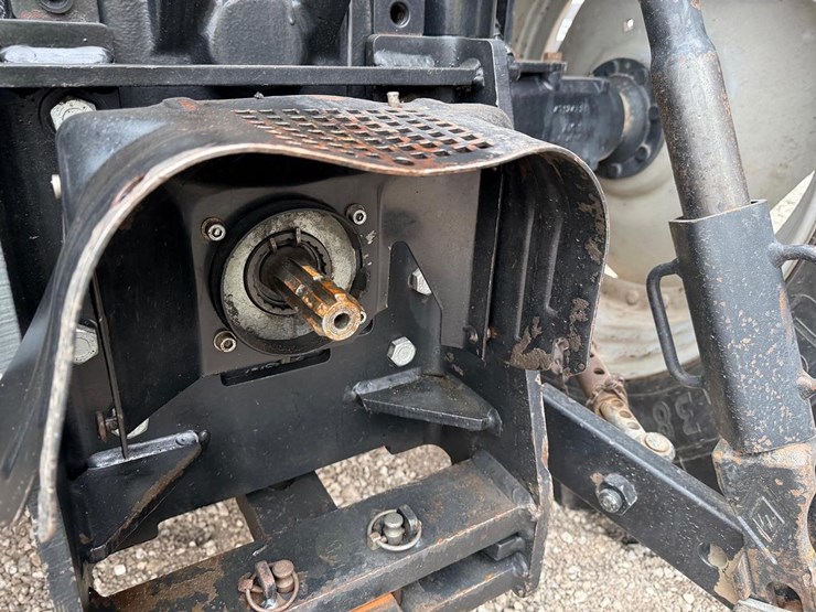 case-ih-mxu110-image-15