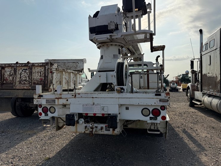 2007-international-durastar-4300-image-5