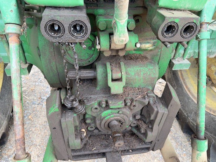 john-deere-4020-image-13