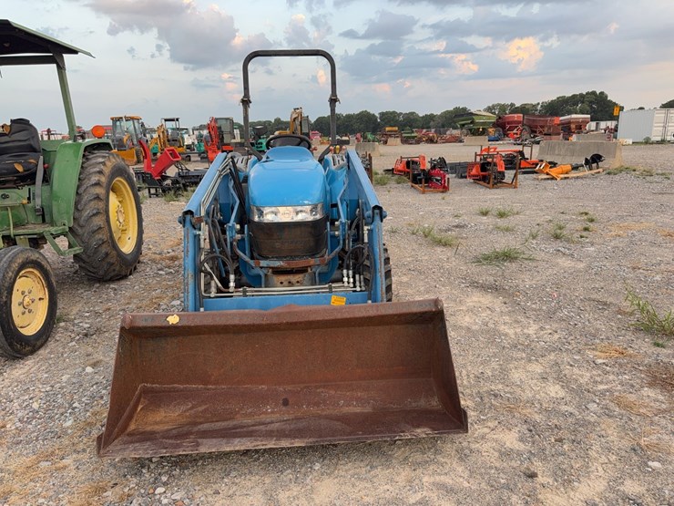 new-holland-7308-image-2