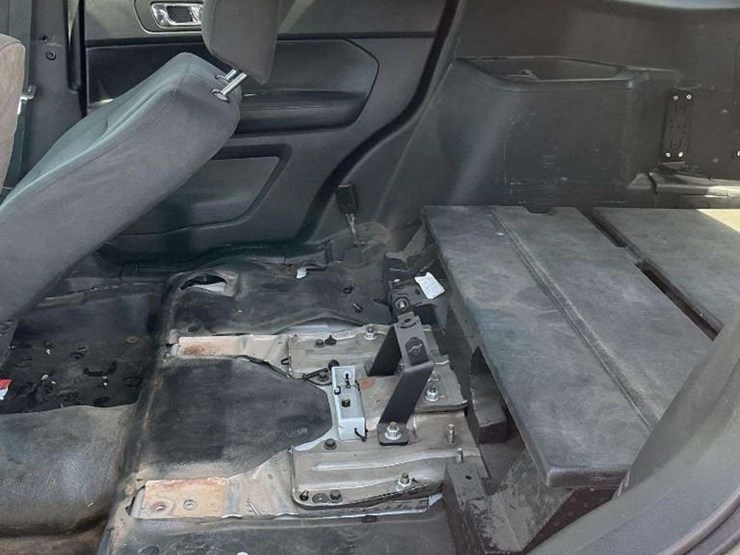 2018-ford-explorer-image-8