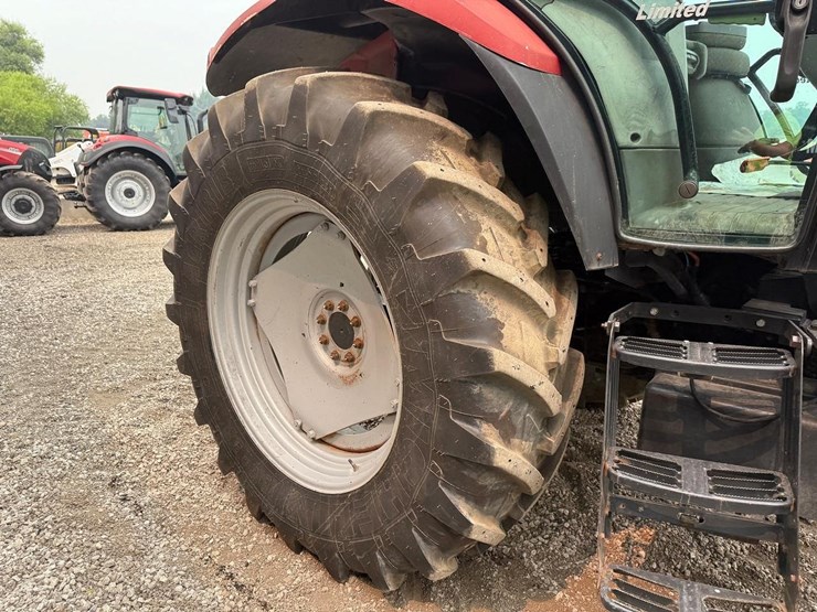case-ih-mxu110-image-12