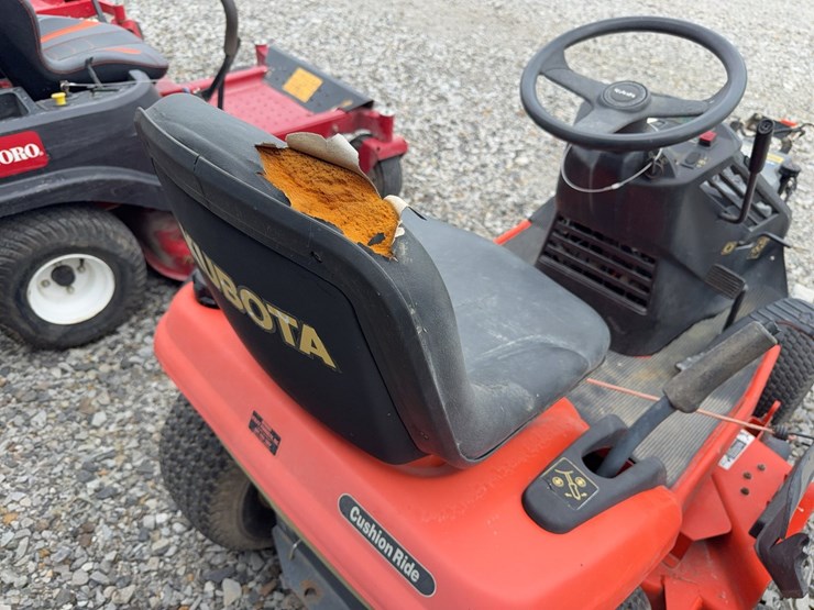 kubota-t1670-image-11