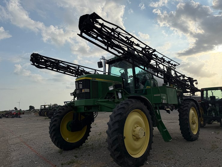 2002-john-deere-4710-image-1