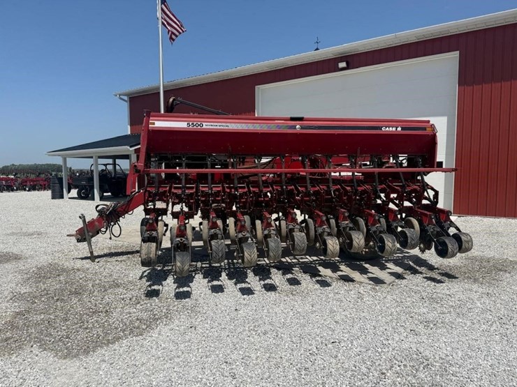 case-ih-5500-image-2