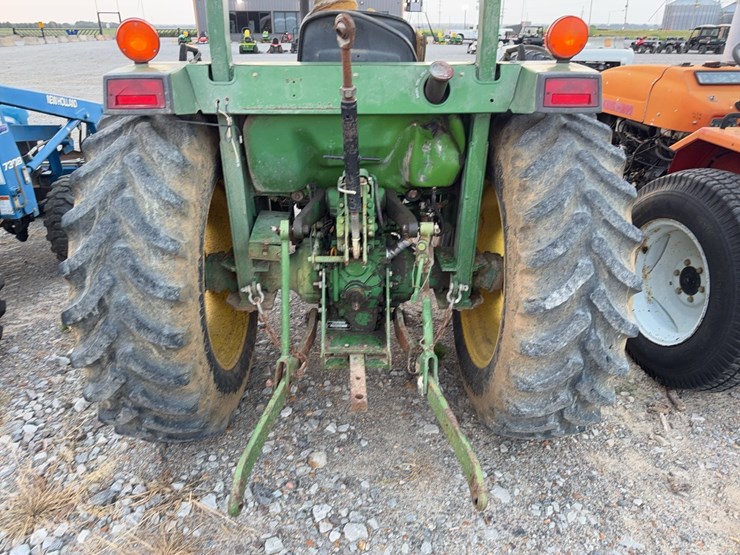 john-deere-1070-image-7