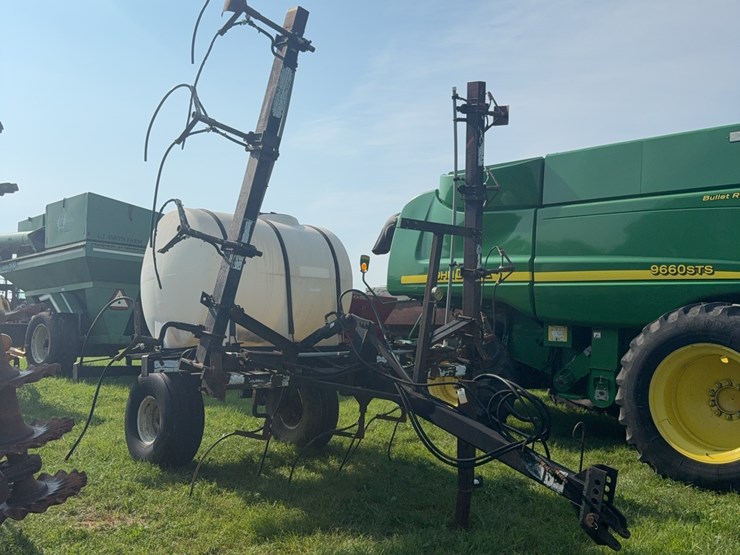 nitrogen-applicator-with-y-drops-adams-image-1