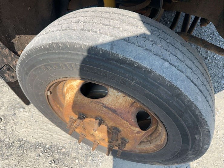 2015-ford-f450-xl-image-12