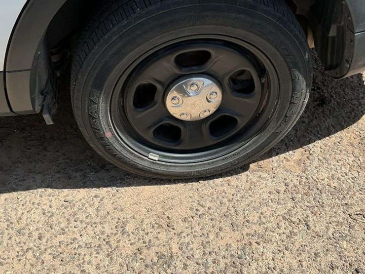2018-ford-explorer-image-13