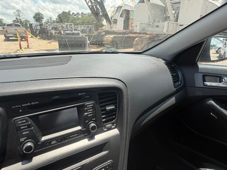 #83572-•-2013-kia-optima-image-45