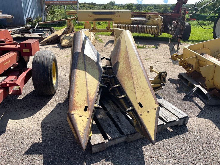 new-holland-s717-image-14