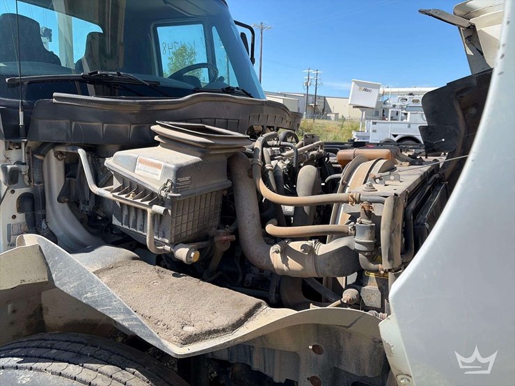 2012-international-durastar-4300-image-10