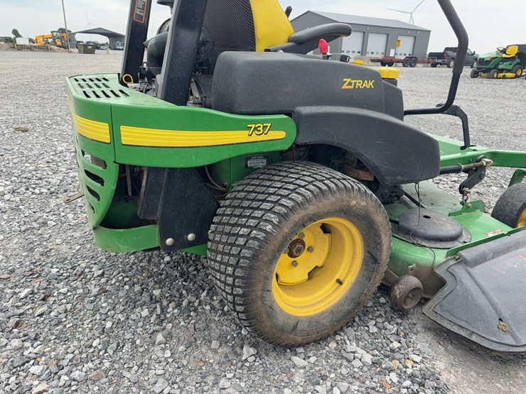 john-deere-737-image-9