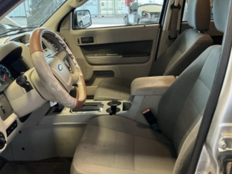2009-ford-escape-hybrid-image-21