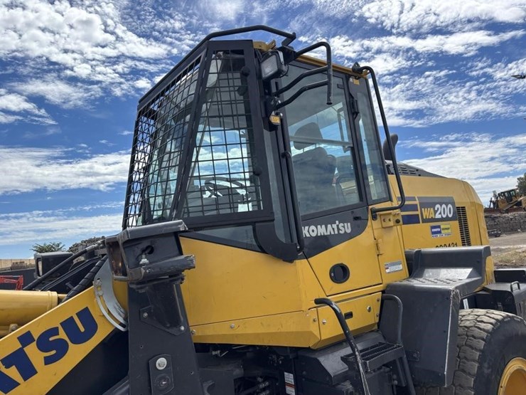 2019-komatsu-wa200-8-image-27