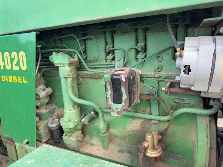 john-deere-4020-image-34