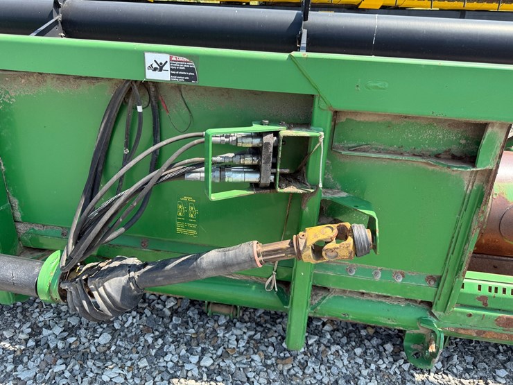 john-deere-630f-image-14