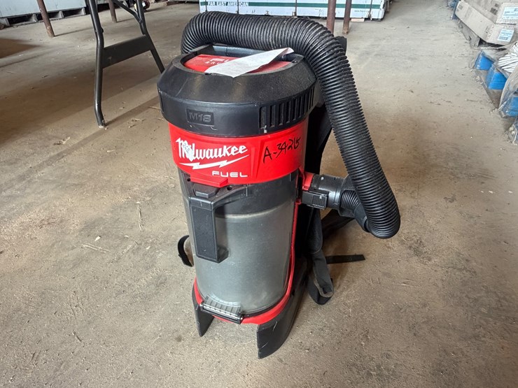 #6-•-miwaukee-portable-vacuum-cleaner-image-1