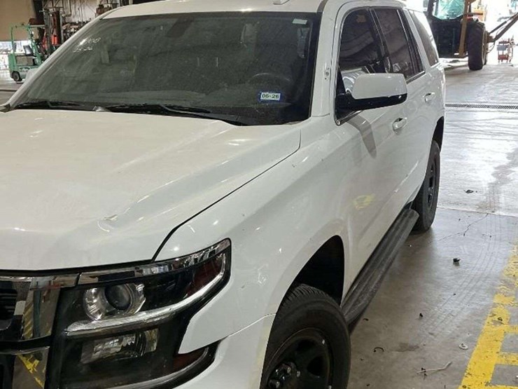 2019-chevrolet-tahoe-image-1