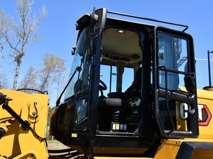 2020-caterpillar-938m-image-11