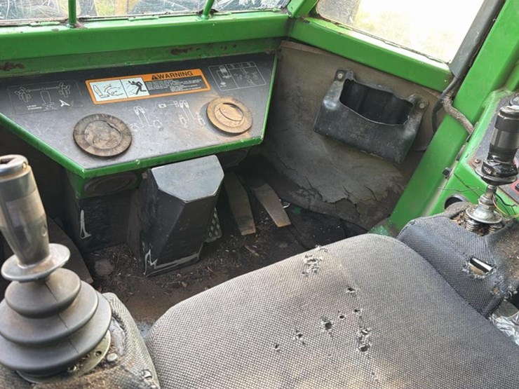 2006-deere-643h-image-35