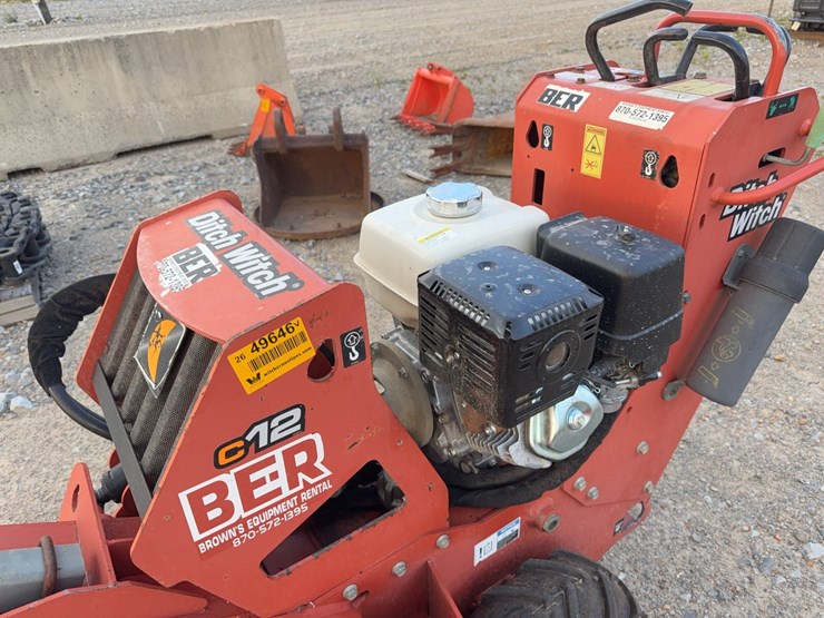ditch-witch-c12-image-24