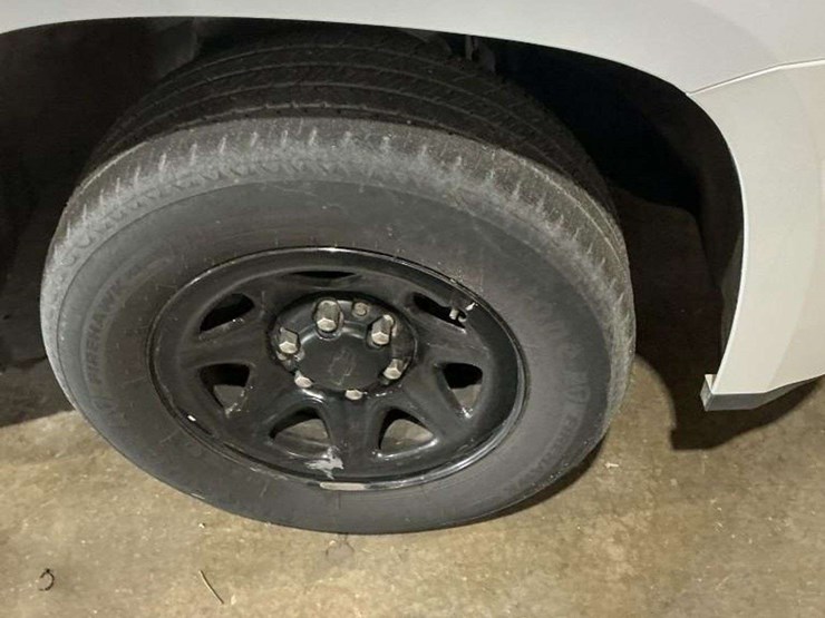 2019-chevrolet-tahoe-image-12